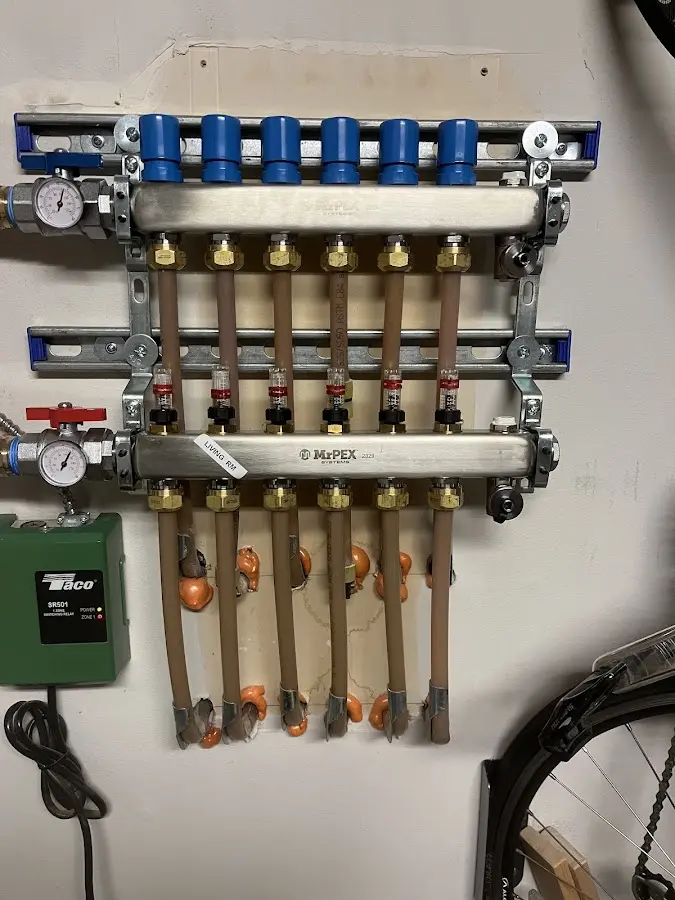 Plumber performing Gas Leak Detection at a residential property in Rancho Mirage